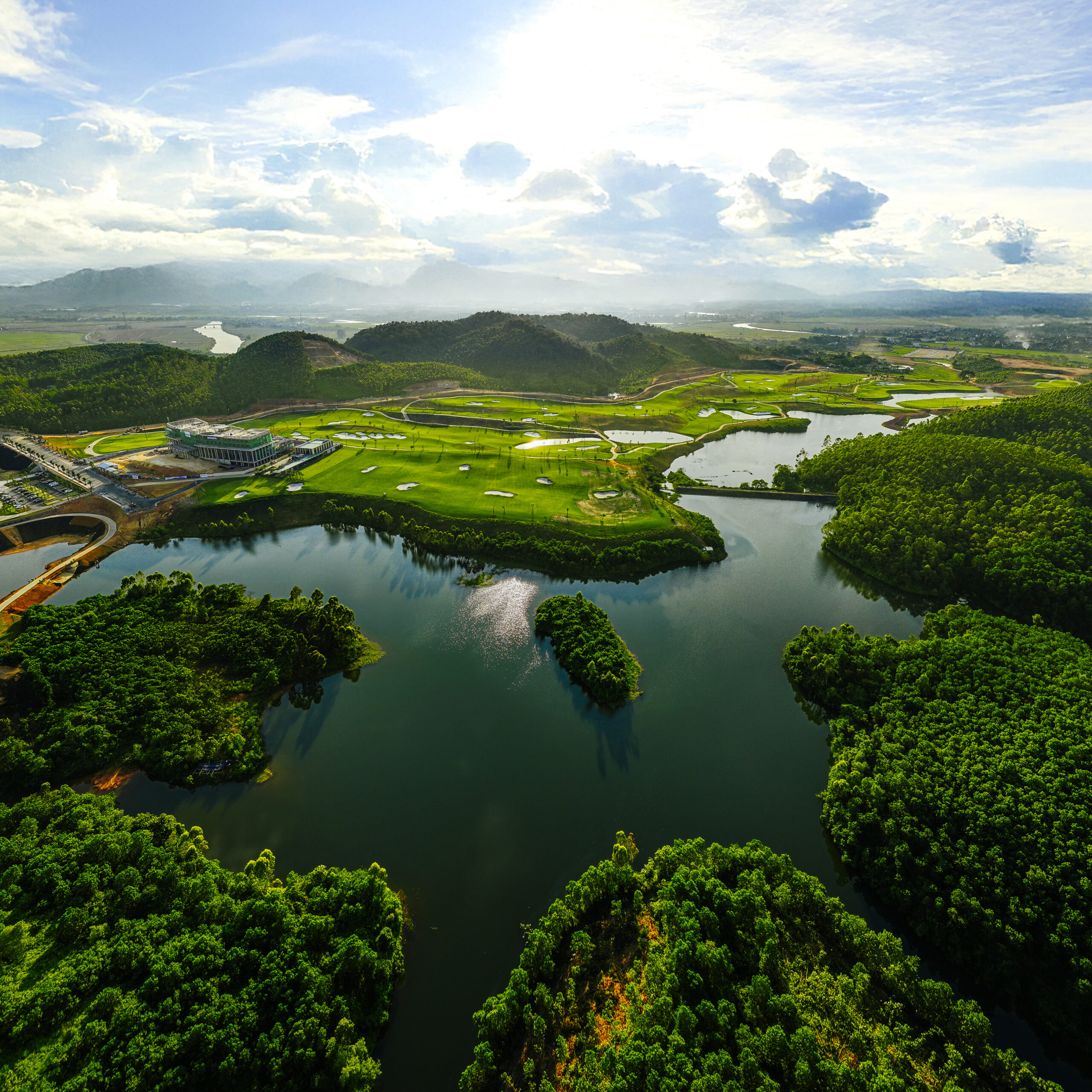 Thăm quan sân Golf - Ảnh 4